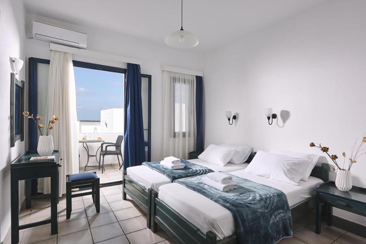 Eva Suites & Apartments Agia Marina  Bagian luar foto